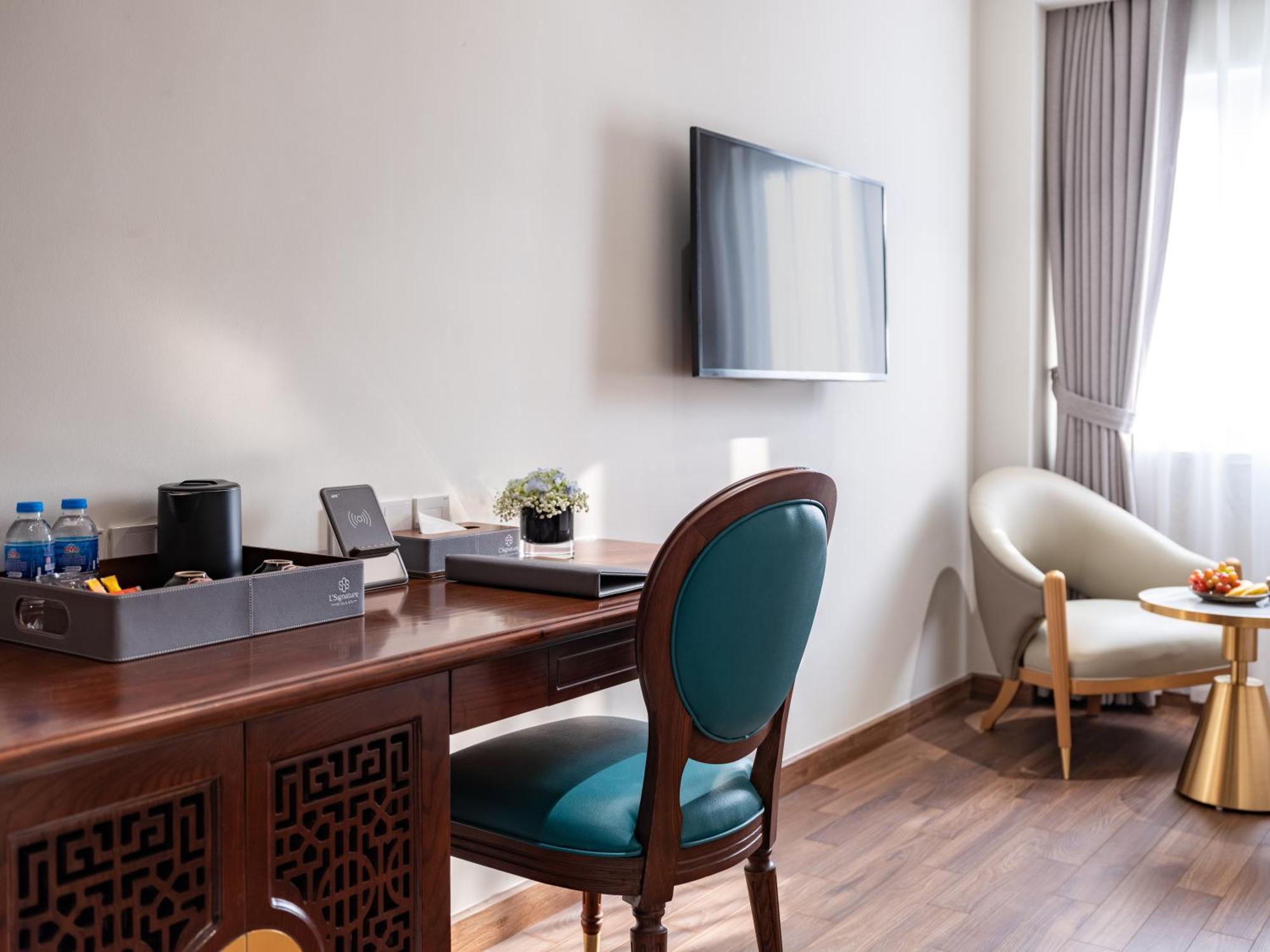 L'Signature Hotel & Spa Hanoi Exterior photo