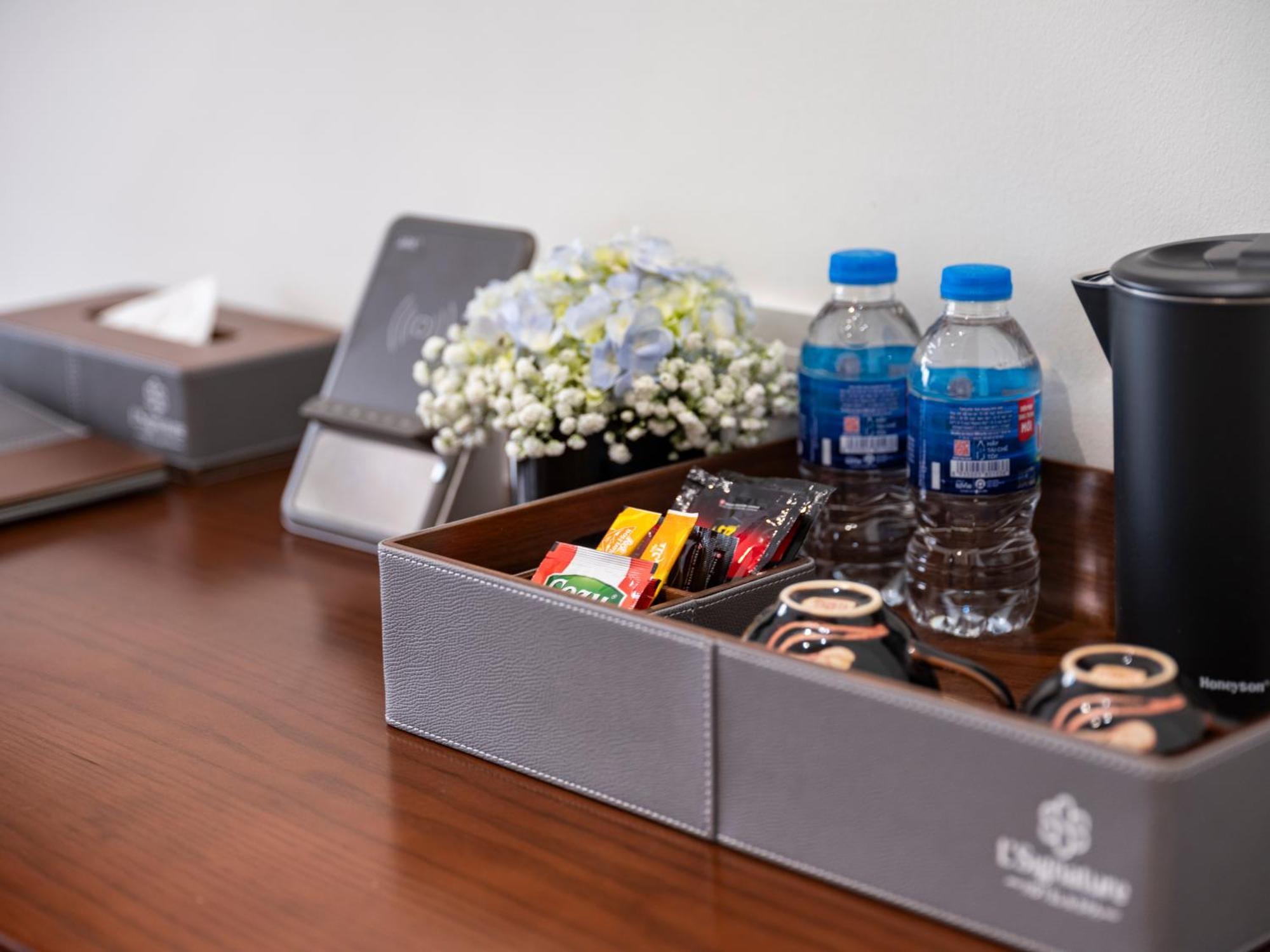 L'Signature Hotel & Spa Hanoi Exterior photo