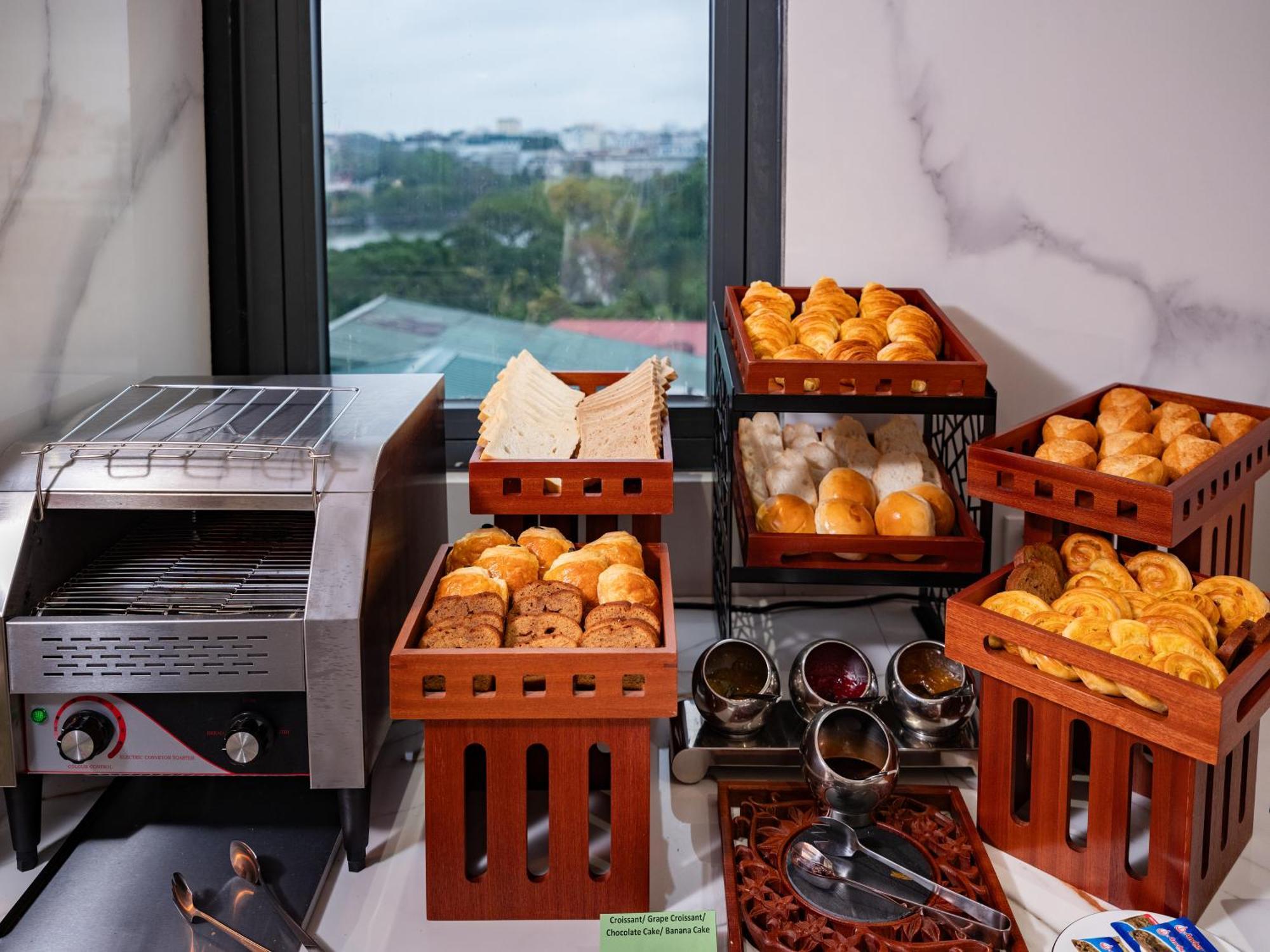 L'Signature Hotel & Spa Hanoi Exterior photo