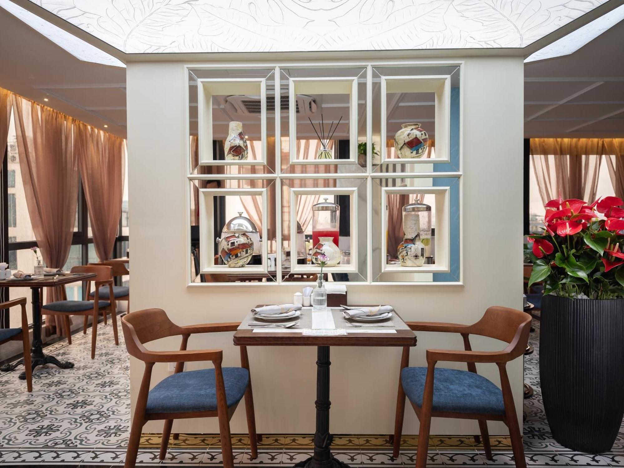 L'Signature Hotel & Spa Hanoi Exterior photo